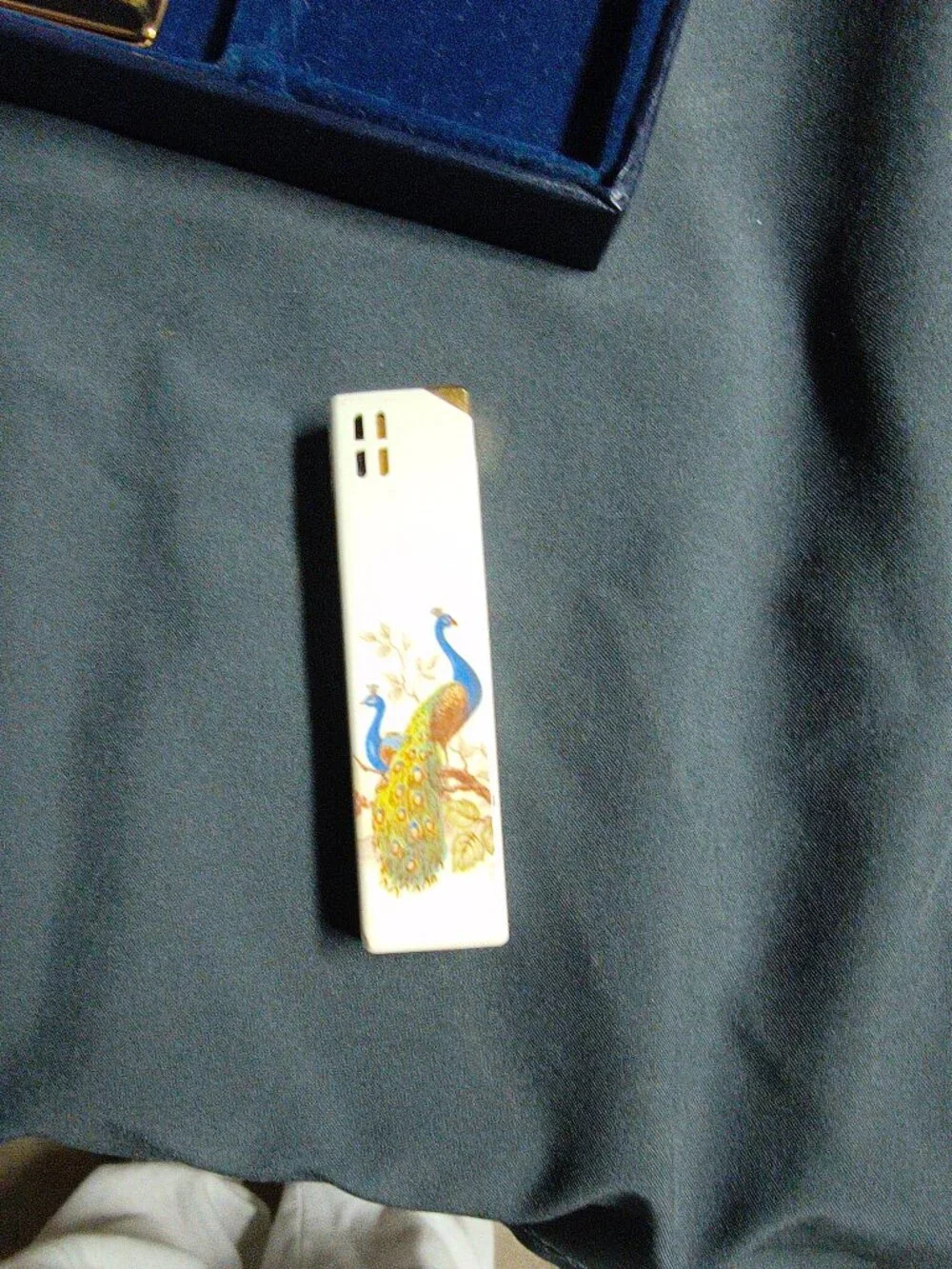 Vintage Colibri Tobacciana collectors Set